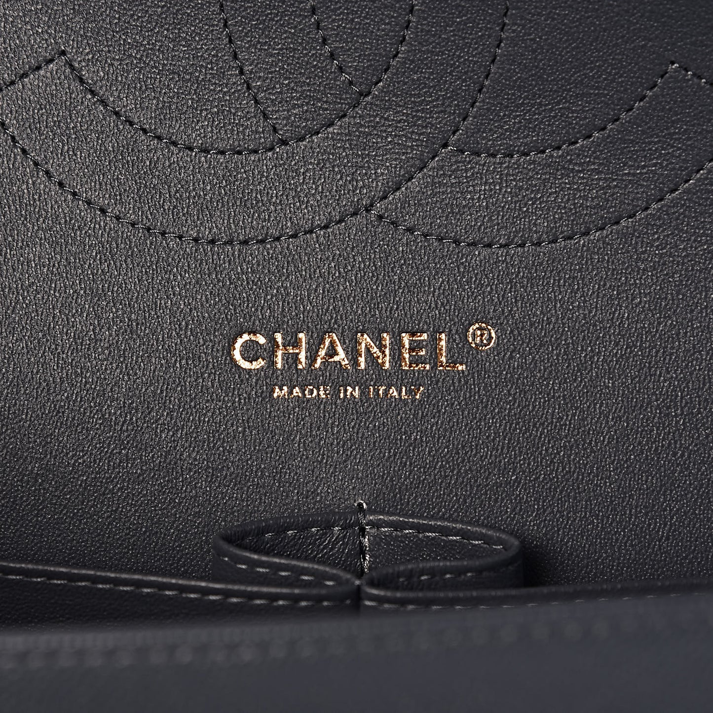Caviar Quilted Jumbo Double Flap Dark Grey