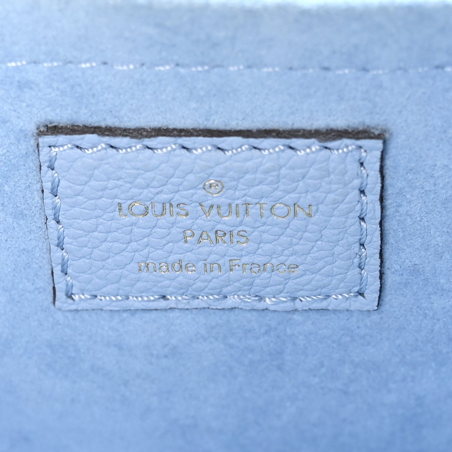 Grained Calfskin Lockme Tender Bleu Nuage