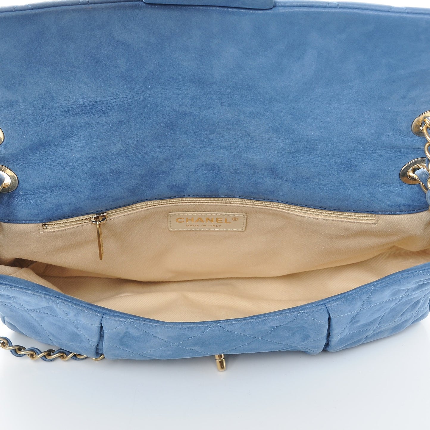 Iridescent Calfskin Large Chic Quilt Flap Blue