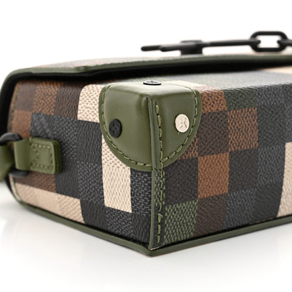 Louis Vuitton Damoflage Steamer Wearable Wallet Green 8 of 10