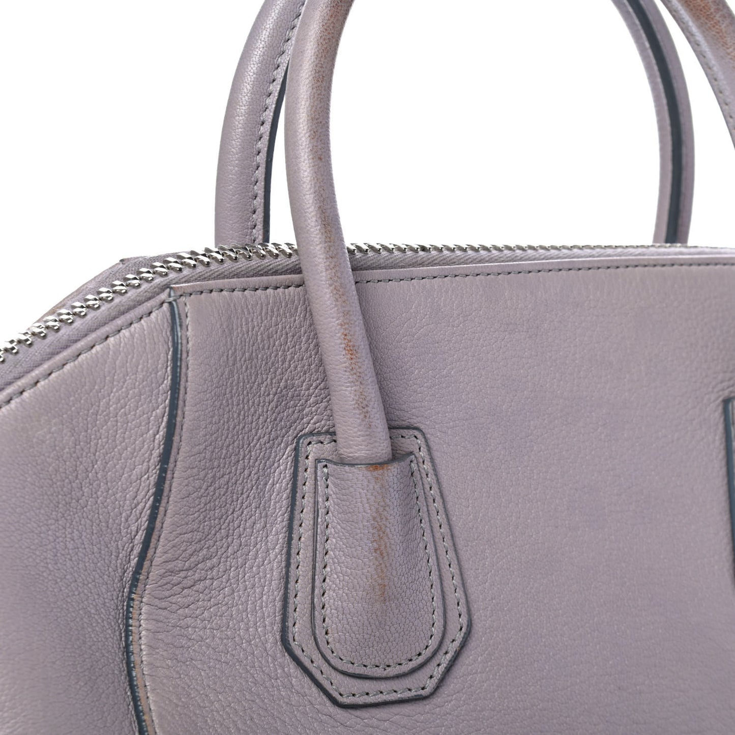 Sugar Goatskin Medium Antigona Pearl Grey