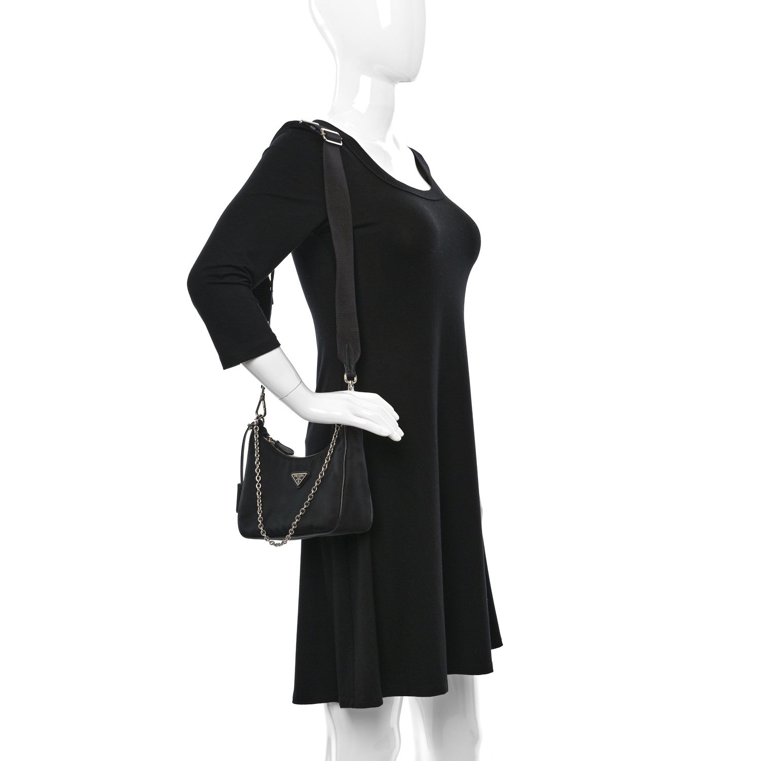 Prada Nylon Re-Edition 2005 Shoulder Bag Black 2 of 8