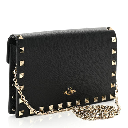 Valentino Garavani Pebbled Calfskin Rockstud Envelope Wallet on Chain Black 2 of 8