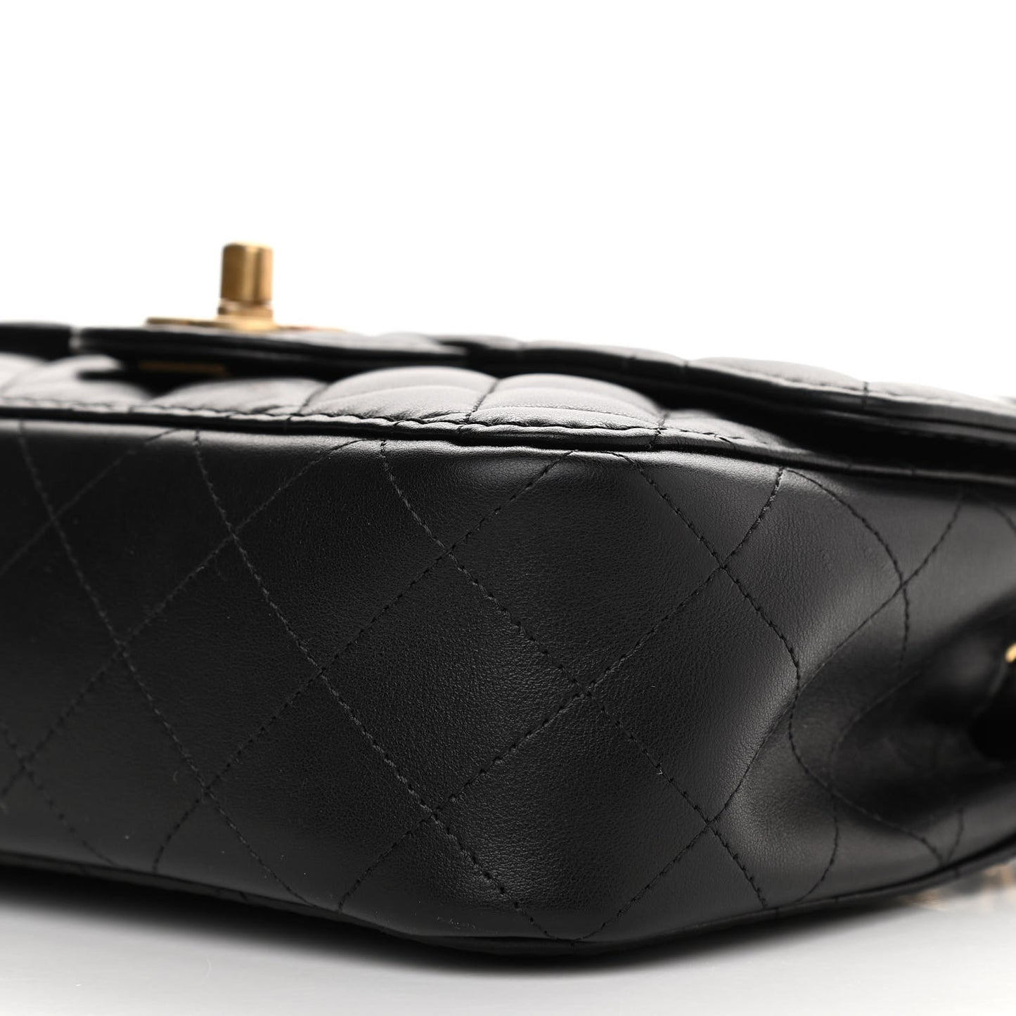 Calfskin Quilted Small Strap Into Flap Black