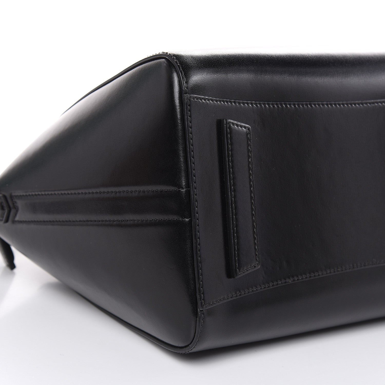 Givenchy Shiny Lord Calfskin Medium Antigona Black 8 of 17