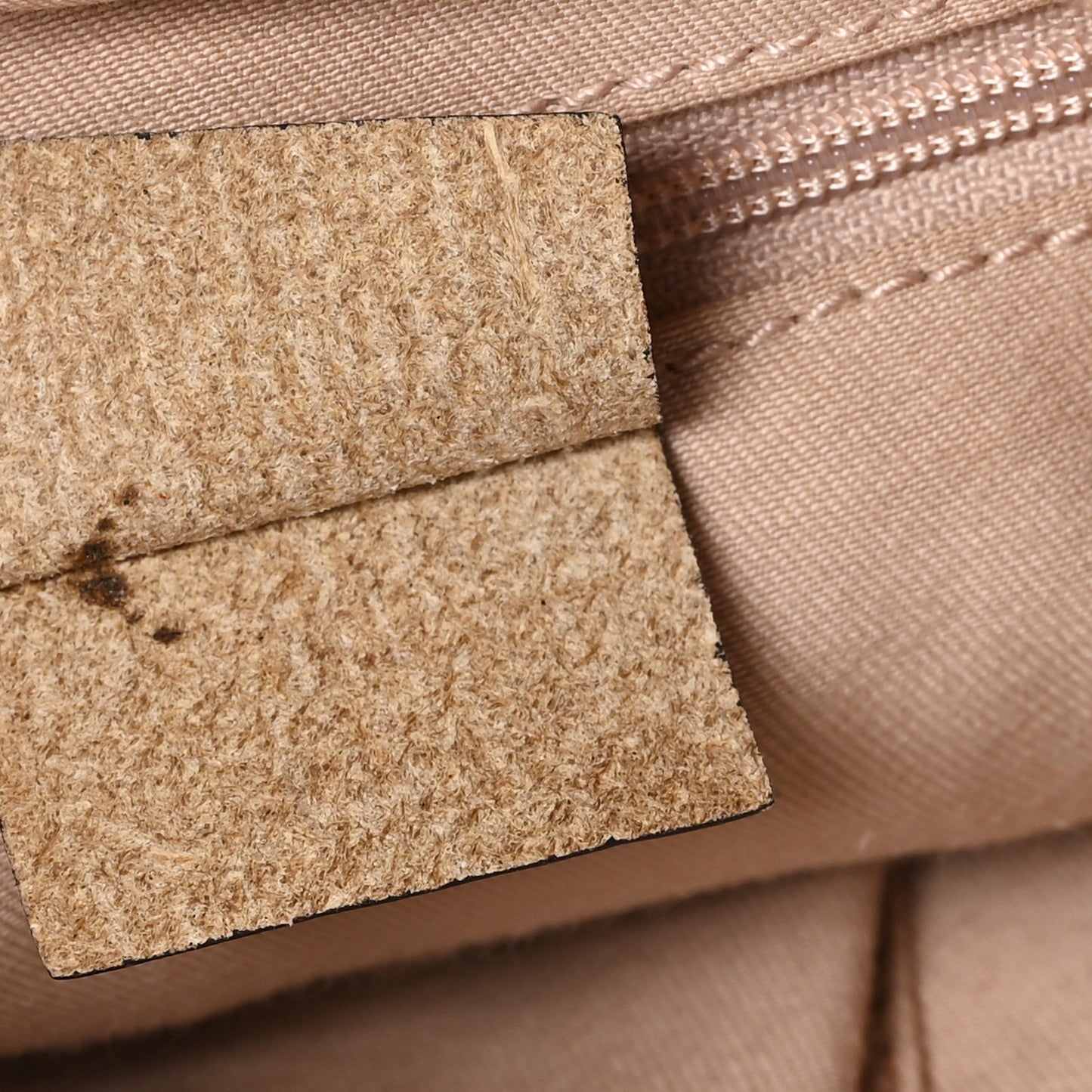 Monogram Medium New Britt Hobo Beige