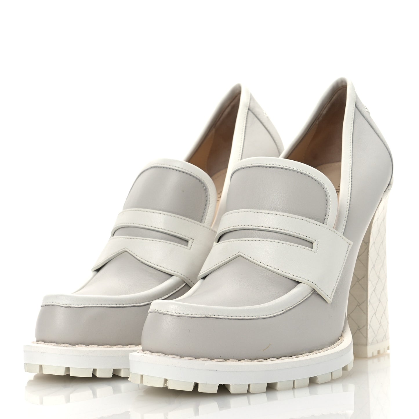 Calfskin Loafer Pumps 39.5 Mist Bianco