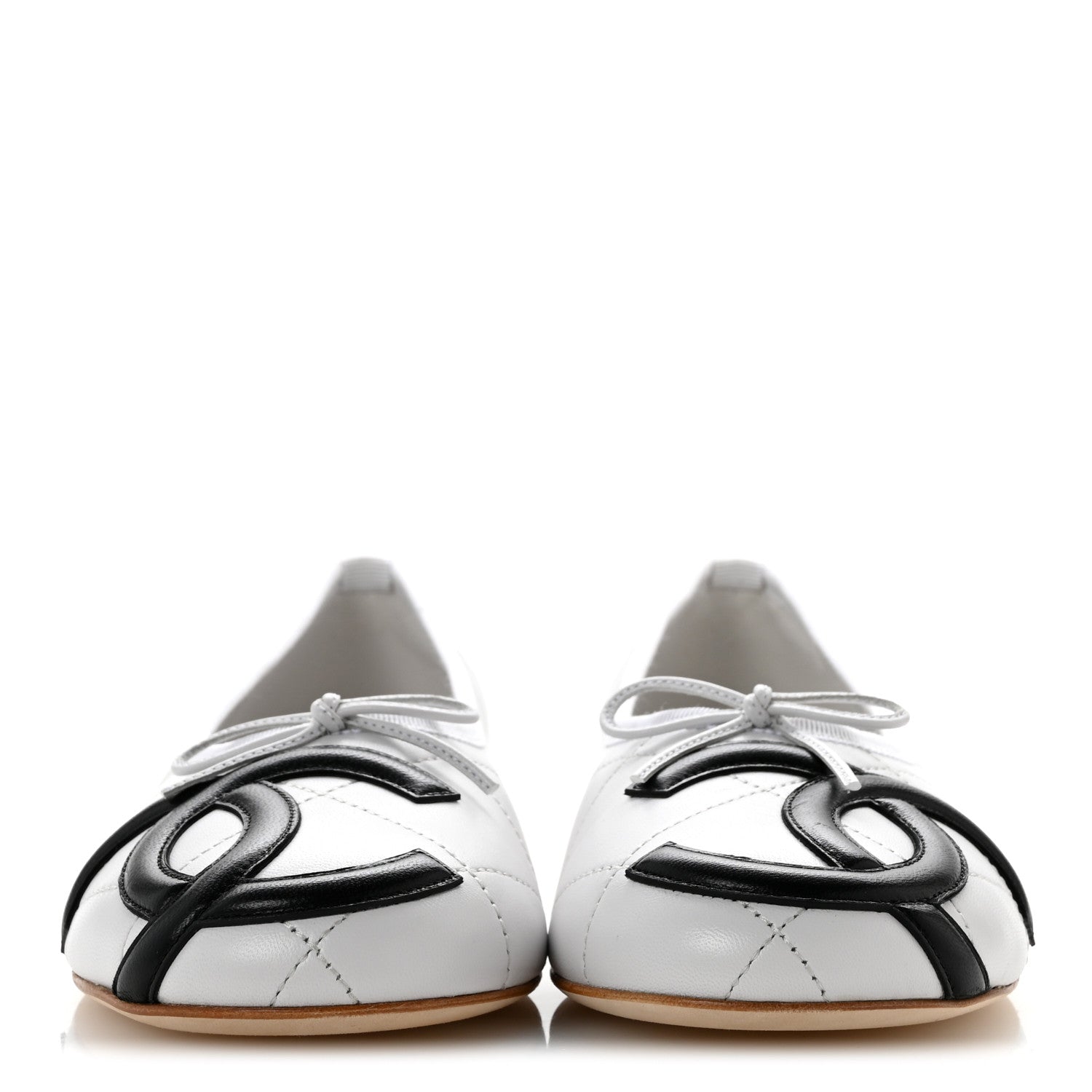 Chanel Lambskin Quilted CC Cambon Ballet Flats 39 White Black 3 of 10