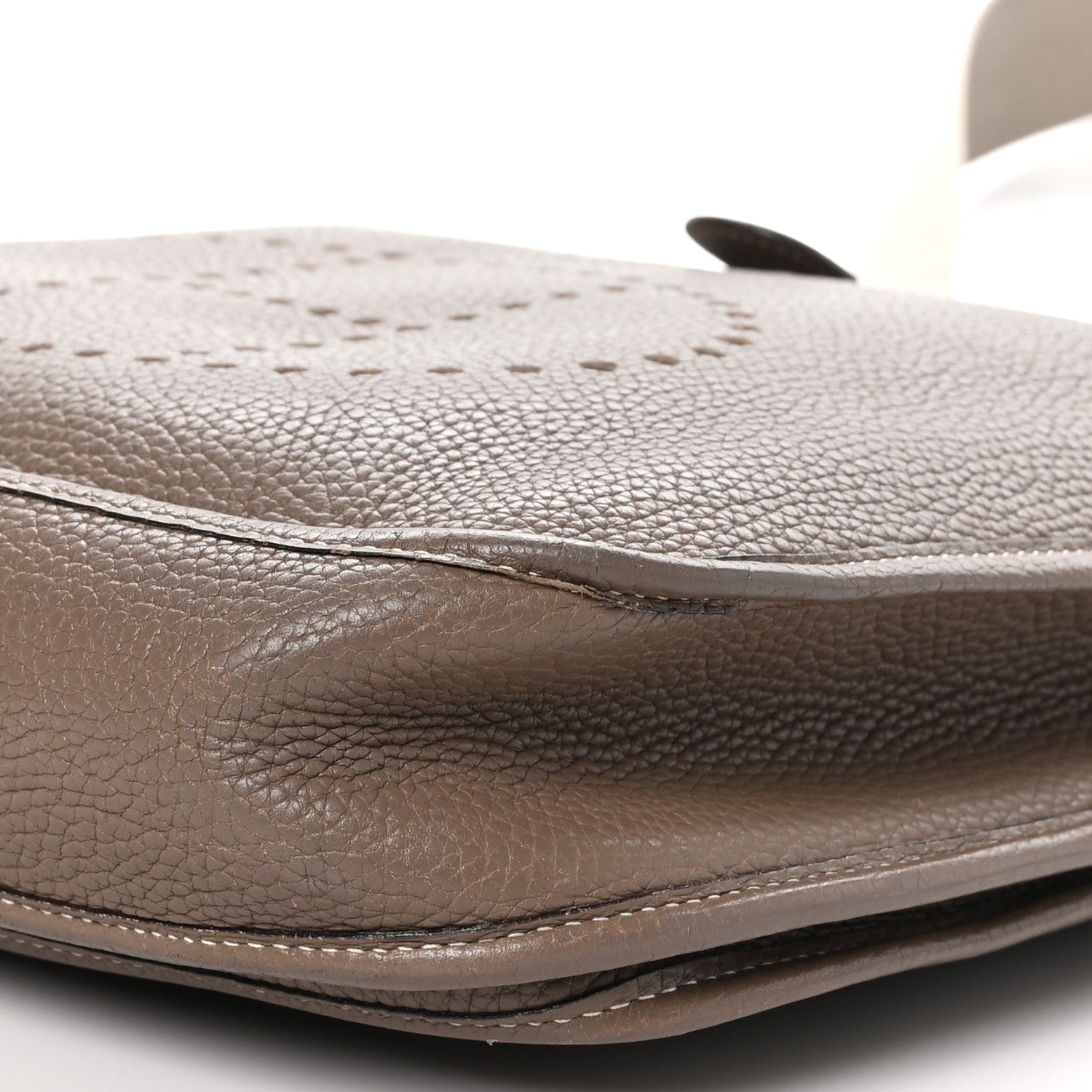 Hermes Taurillon Clemence Evelyne II PM Etoupe 10 of 10