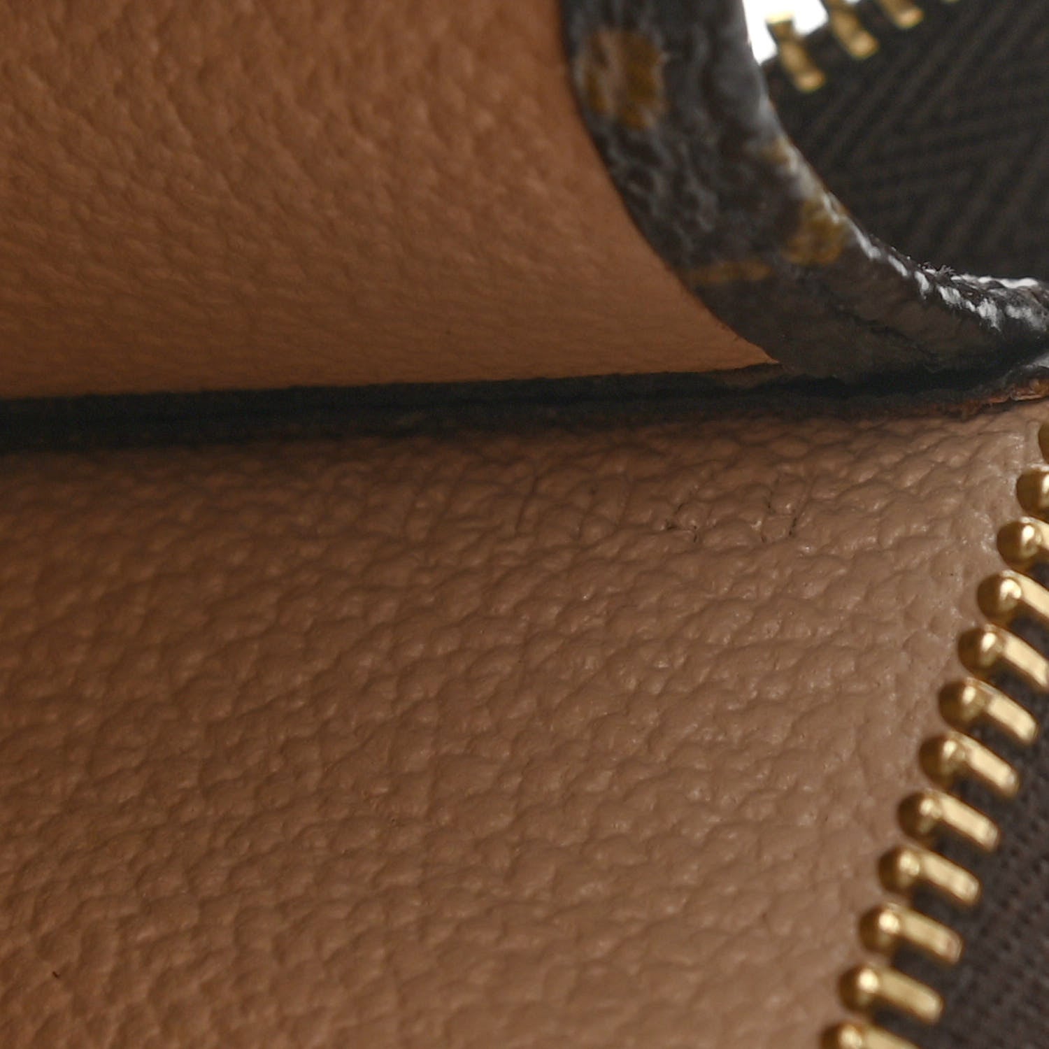 Louis Vuitton Monogram Toiletry Pouch 19 7 of 9