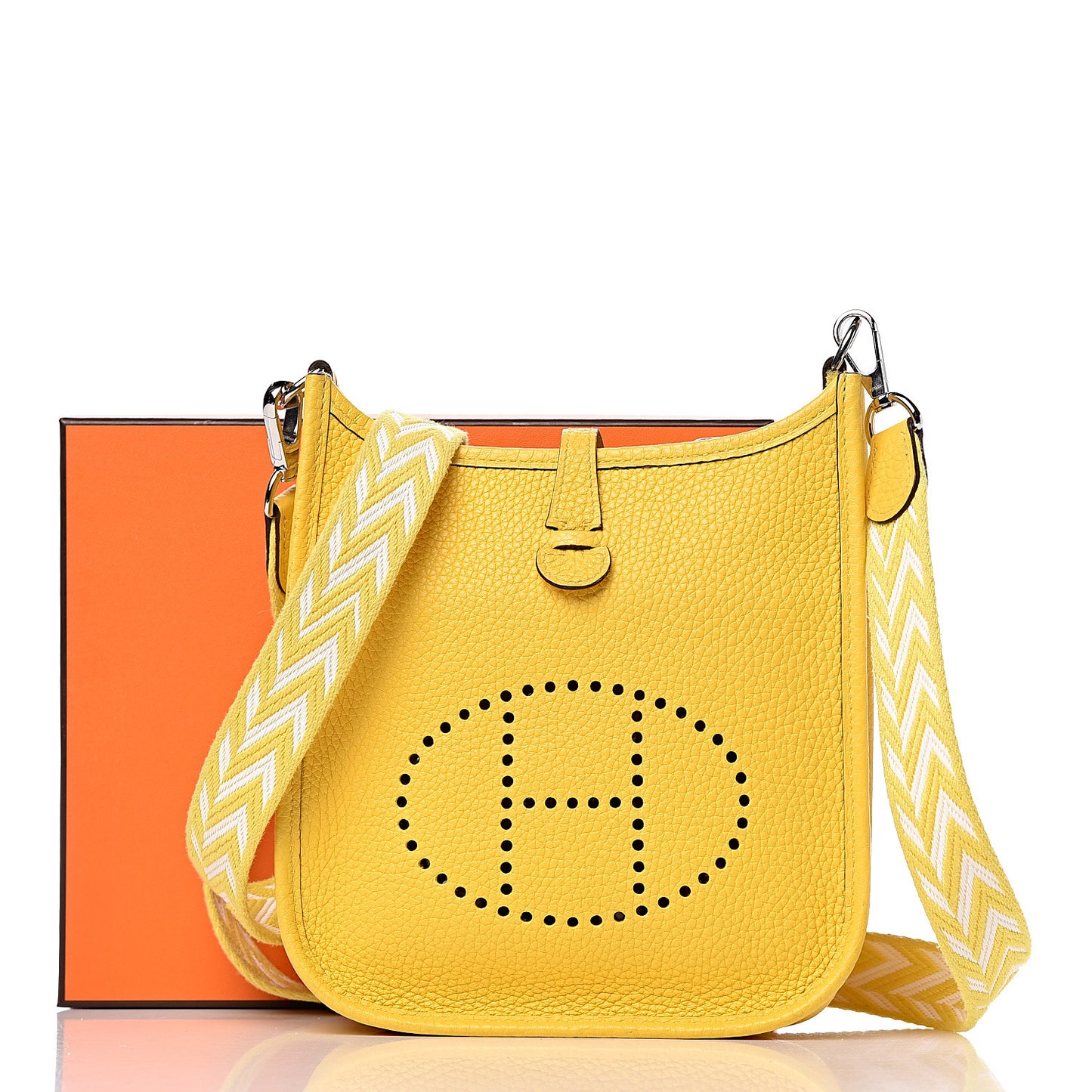 Taurillon Clemence Amazone Evelyne TPM Jaune De Naples White