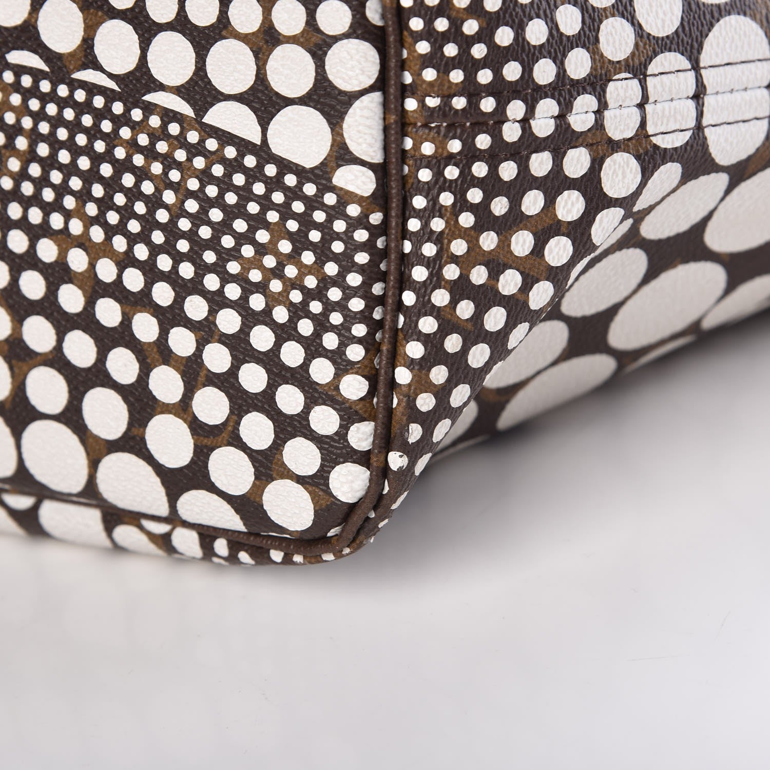 Louis Vuitton Monogram Kusama Waves Neverfull MM White 14 of 14