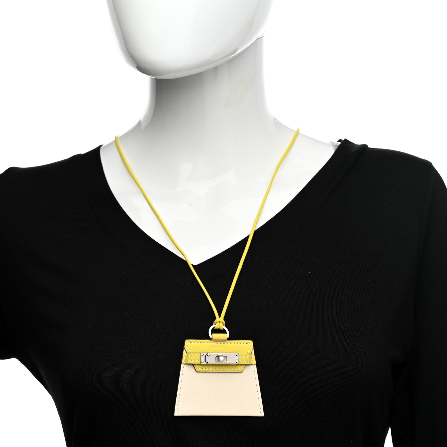 Hermes Swift Monpetit Small Kelly Pendant Necklace Nata Lime 2 of 5