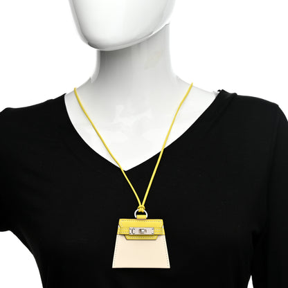 Hermes Swift Monpetit Small Kelly Pendant Necklace Nata Lime 2 of 5