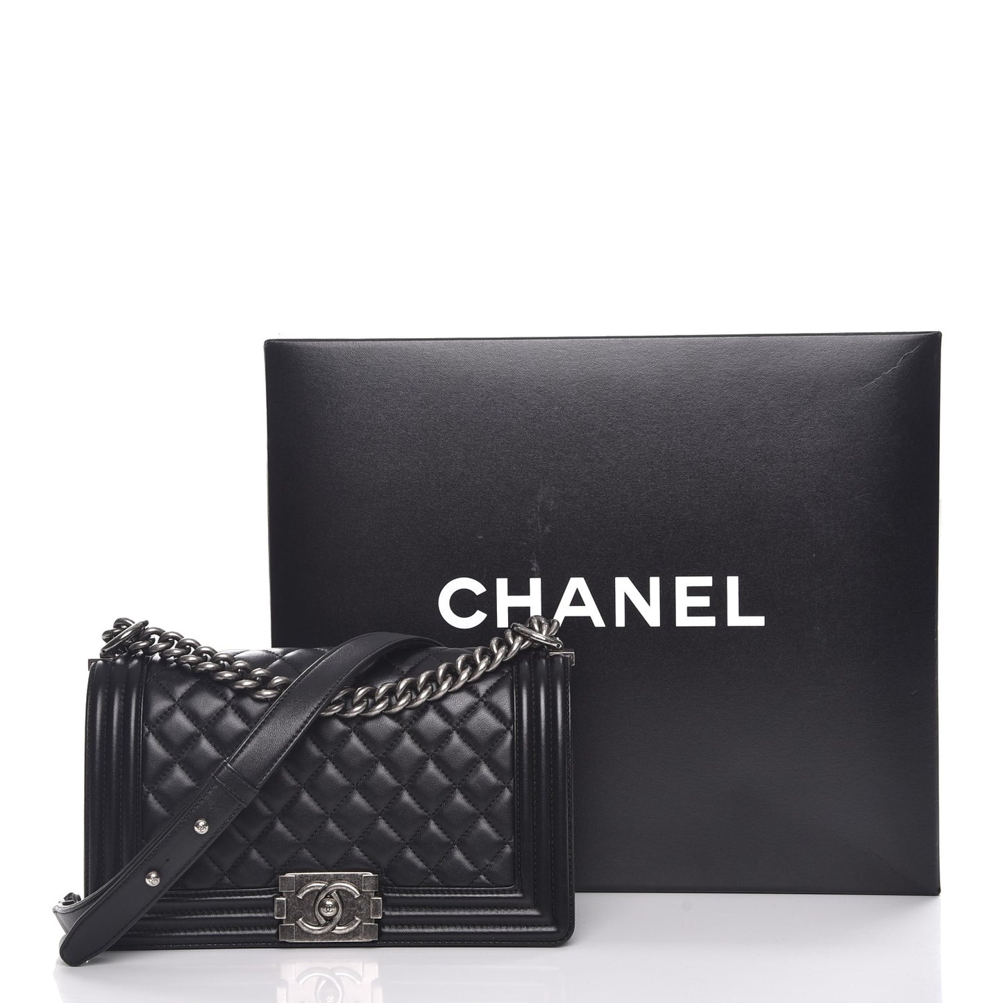 Lambskin Quilted Medium Boy Flap Black