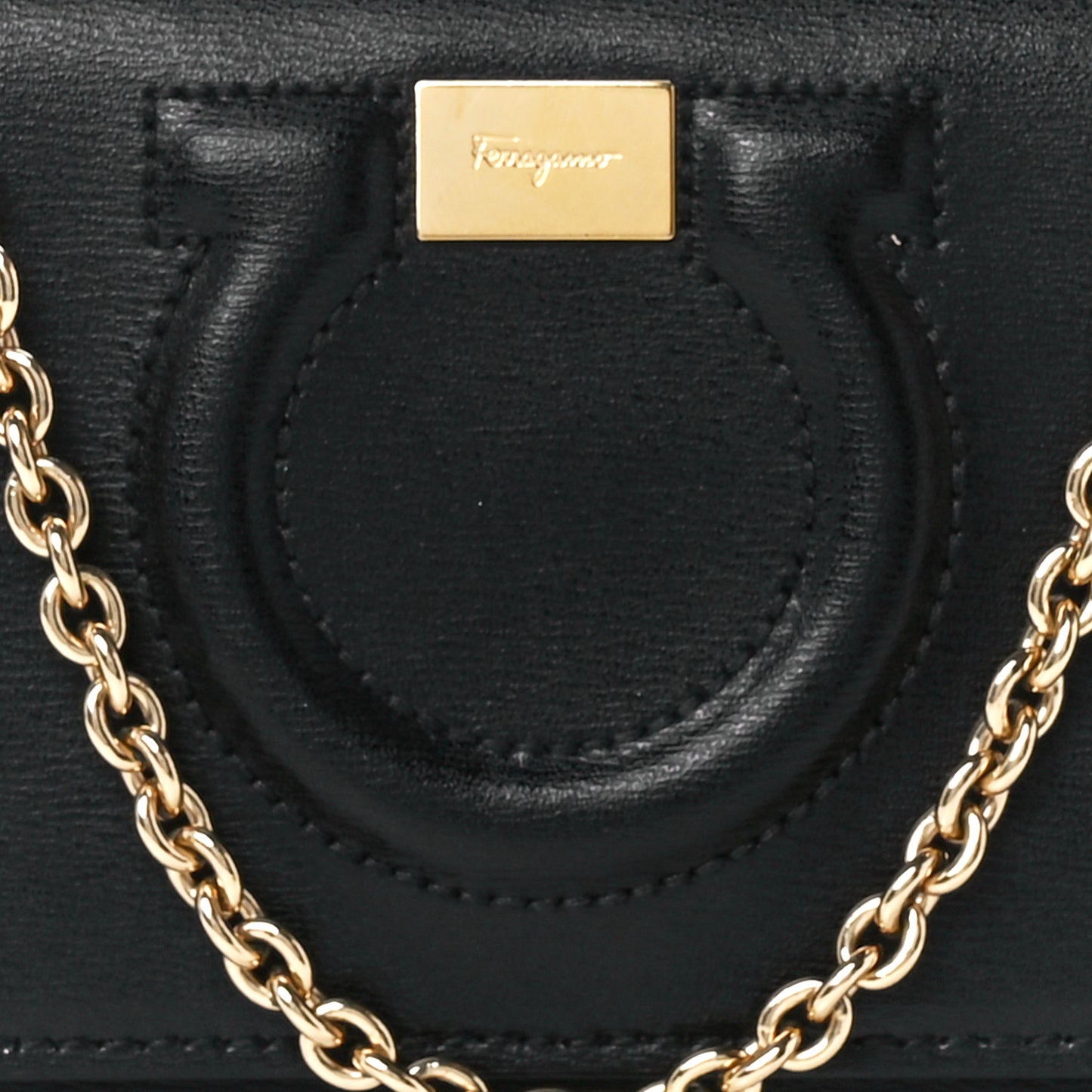 Calfskin City Wallet On Chain Black Lipstick