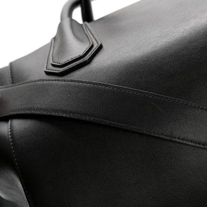 Givenchy Smooth Calfskin Large Soft Antigona Black 16 of 18