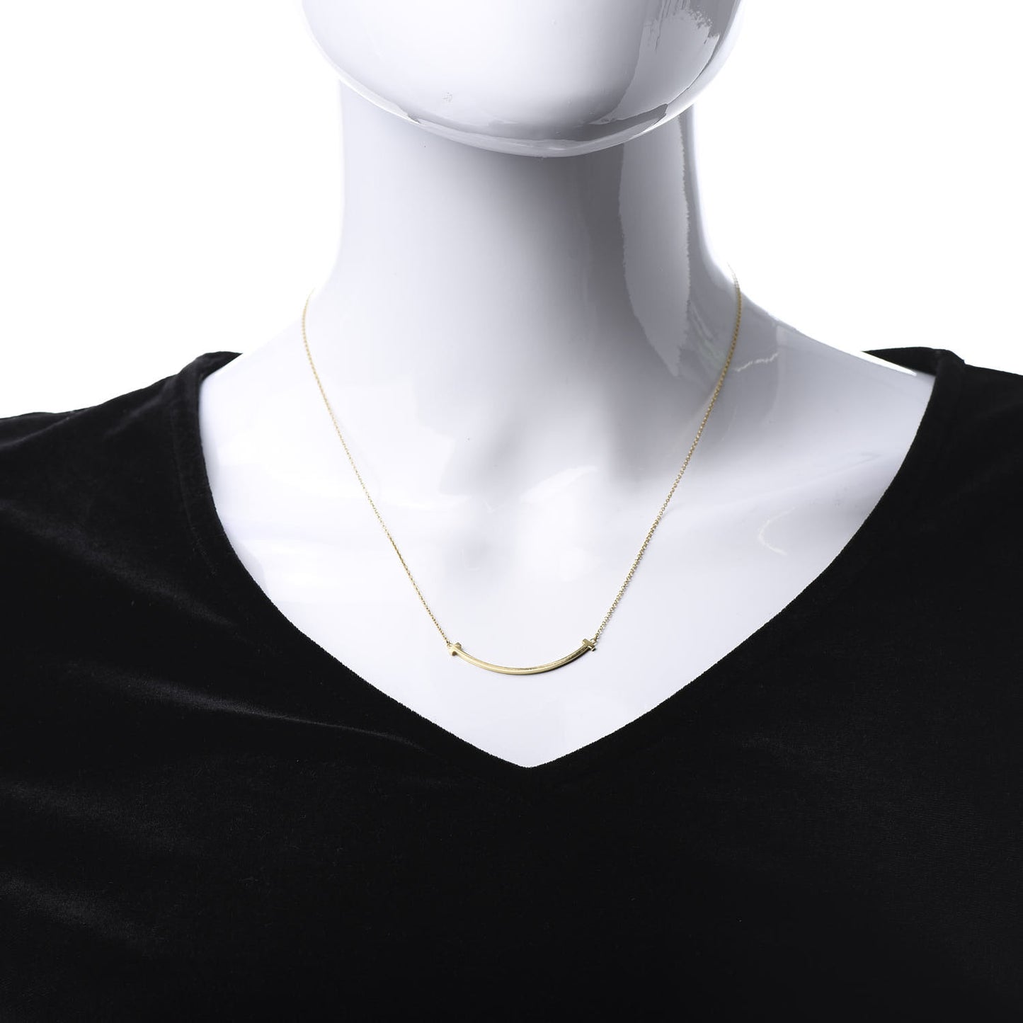 18K Yellow Gold Small T Smile Pendant Necklace
