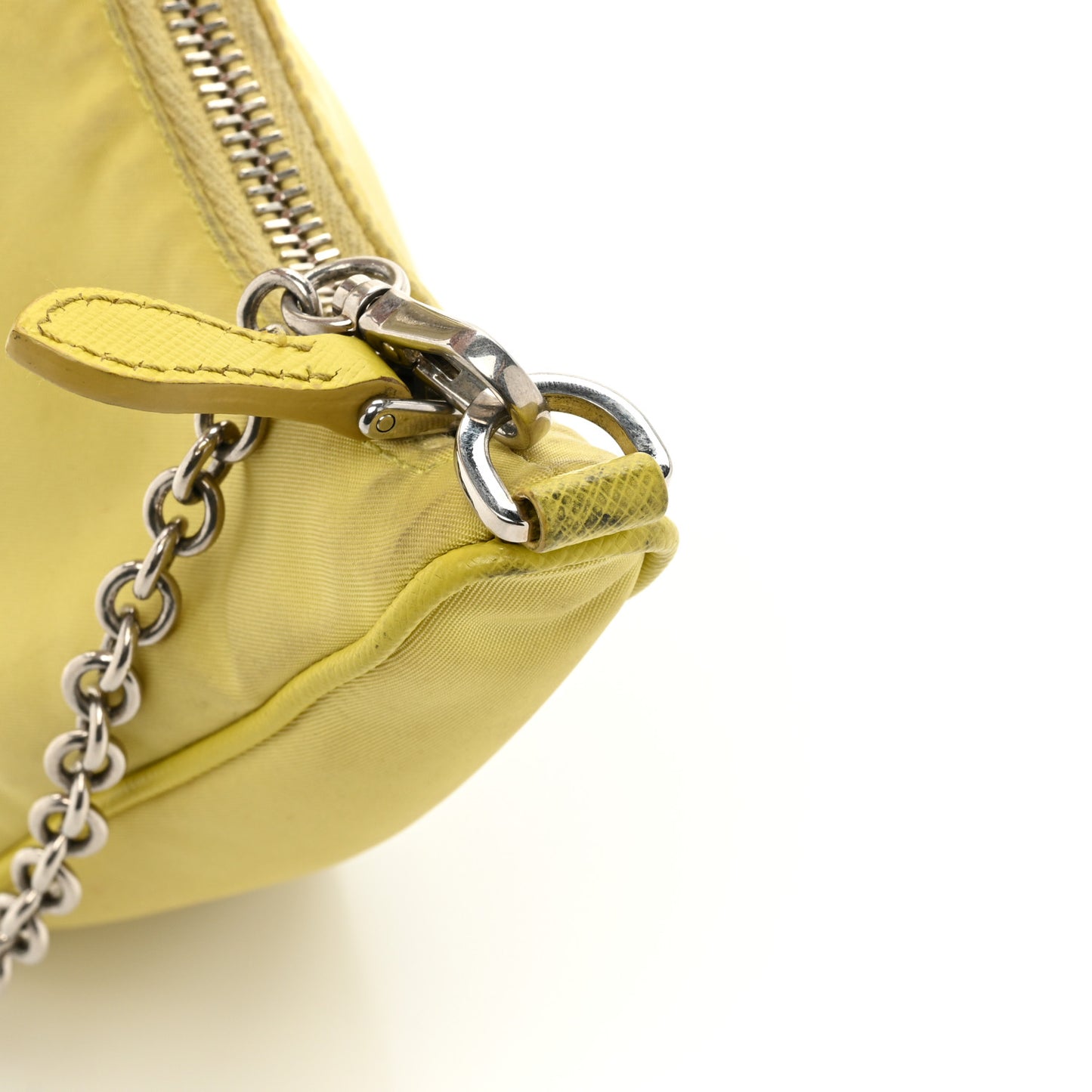 Nylon Saffiano Re-Edition 2005 Shoulder Bag Ananas