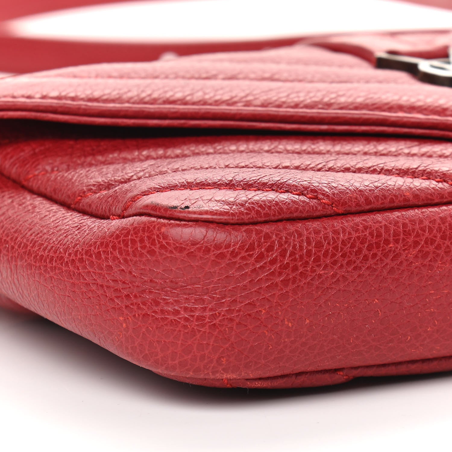 Saint Laurent Sheepskin Matelasse Chevron Monogram College Chain Wallet New Red 6 of 8