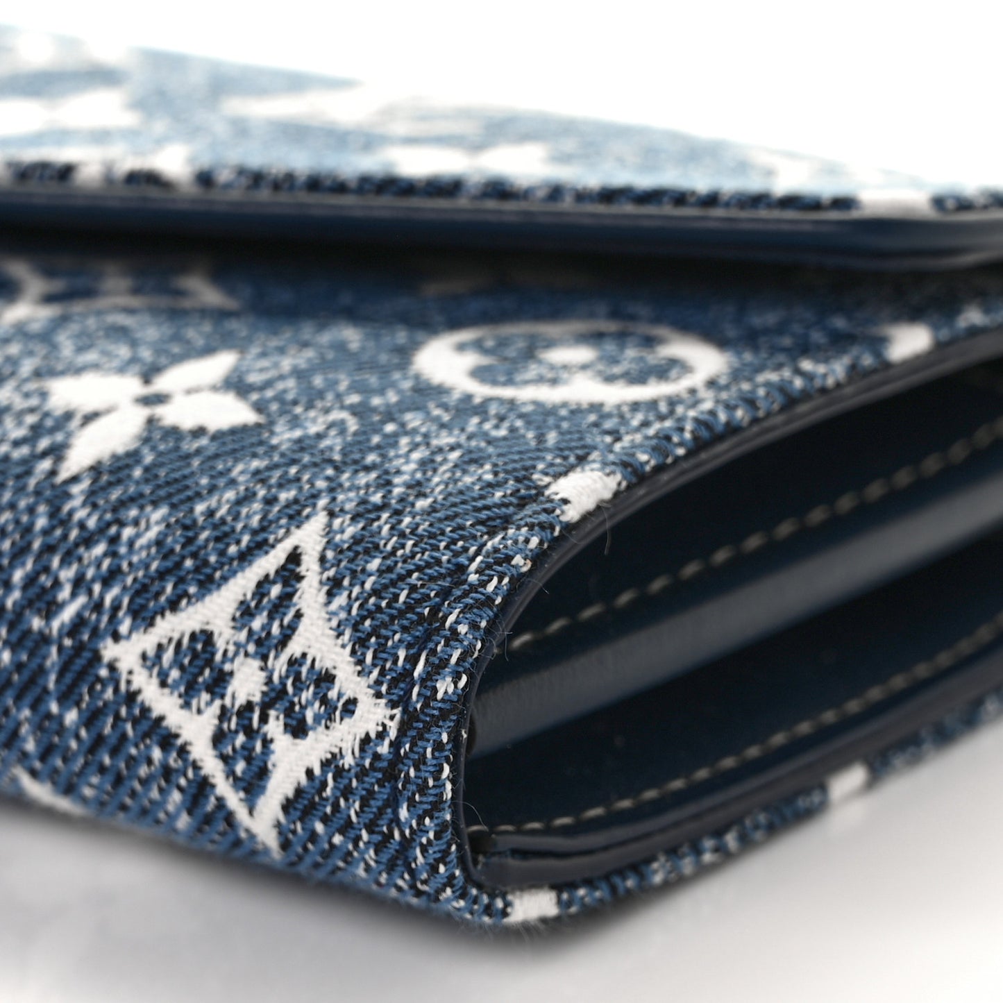 Monogram Jacquard Denim Sarah Wallet Bleu