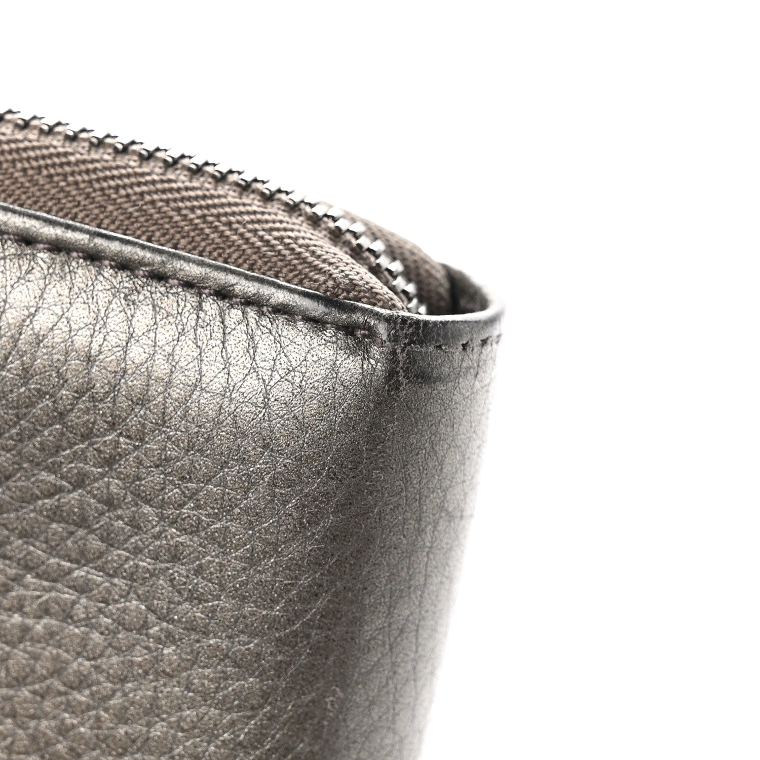 Gucci Metallic Pebbled Calfskin Soho Zip Around Wallet Sasso 10 of 11