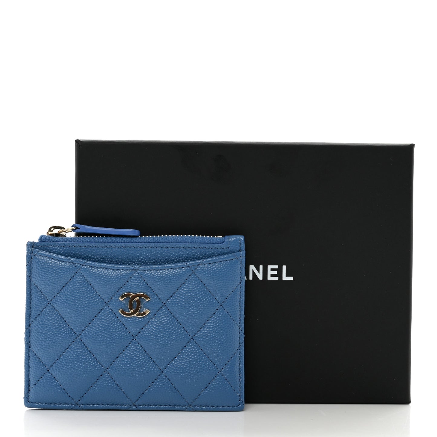 Caviar Quilted CC Zip Card Holder Blue