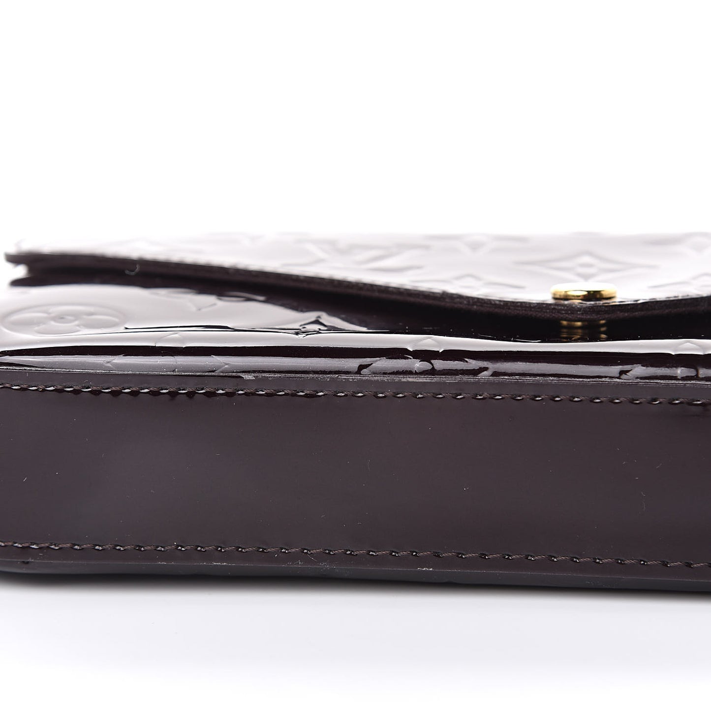 Vernis Pochette Felicie Chain Wallet Amarante