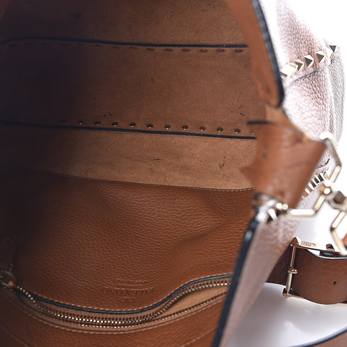 Pebbled Calfskin Large Rockstud Flip-Lock Messenger Bag Light Cuir