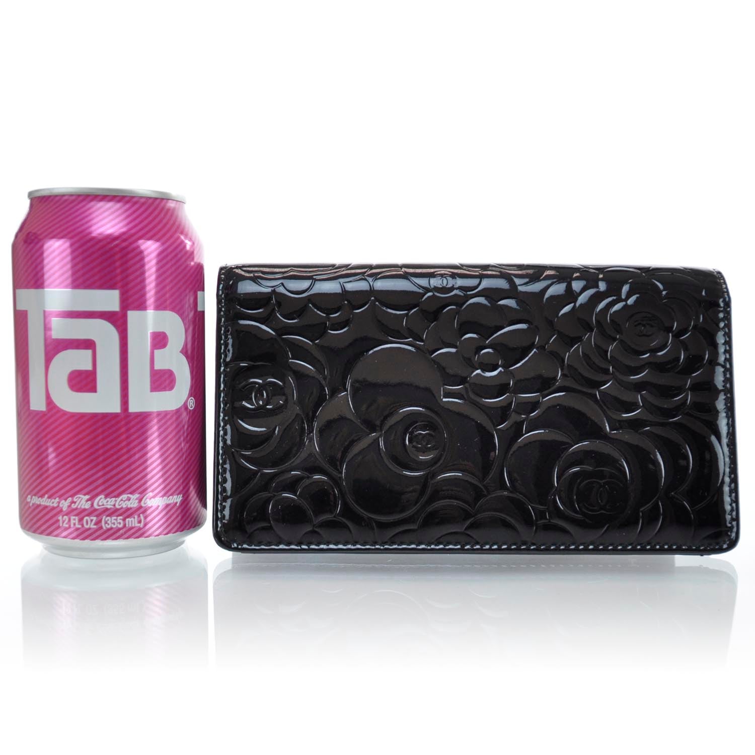 Chanel Patent Camellia Large Yen Wallet Black 2 of 10