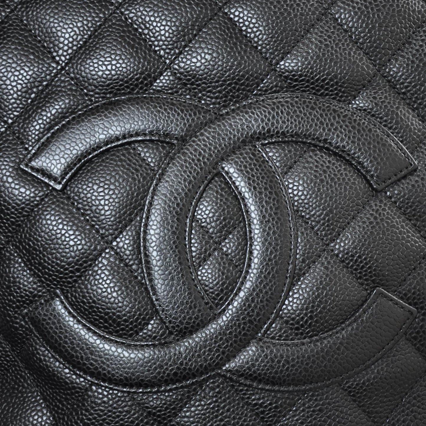 Caviar Quilted Grand Shopping Tote GST Black