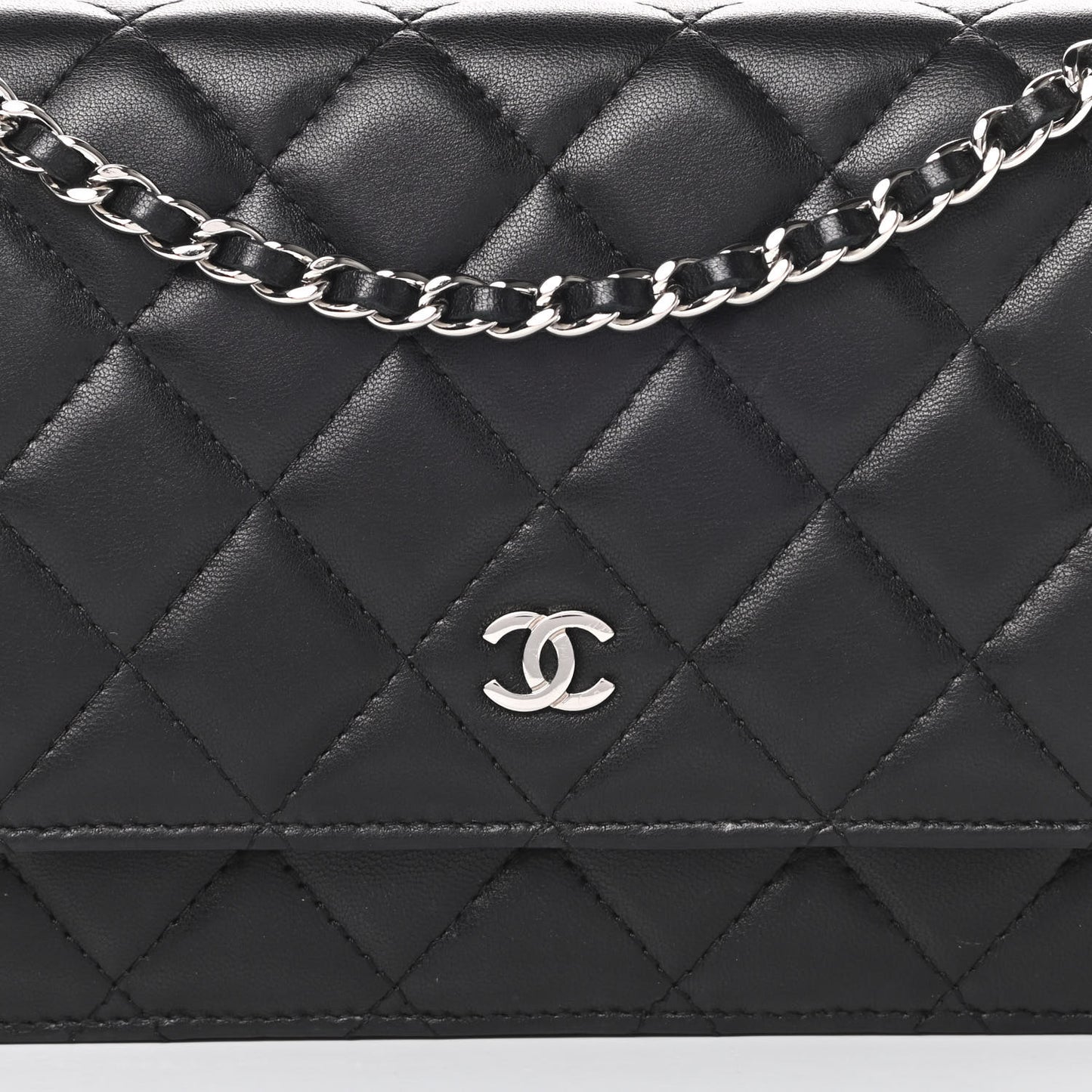 Lambskin Quilted Wallet On Chain WOC Black