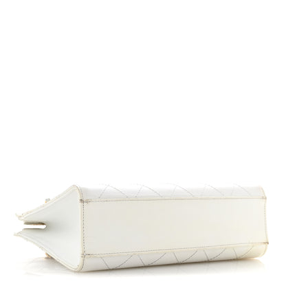 Chanel Caviar Quilted Shoulder Bag White 4 of 17