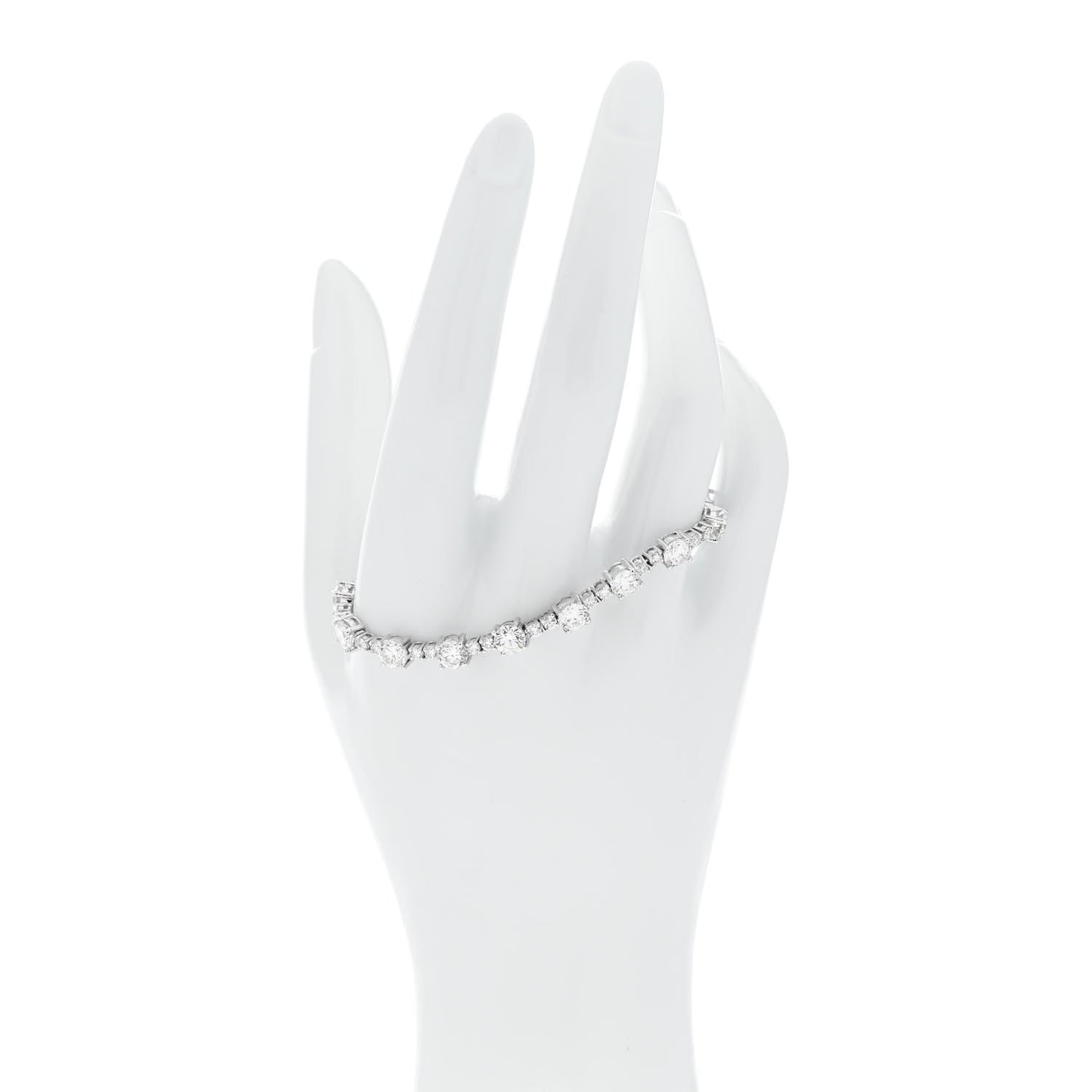 18K White Gold Diamond 11.36ctw Tennis Bracelet M