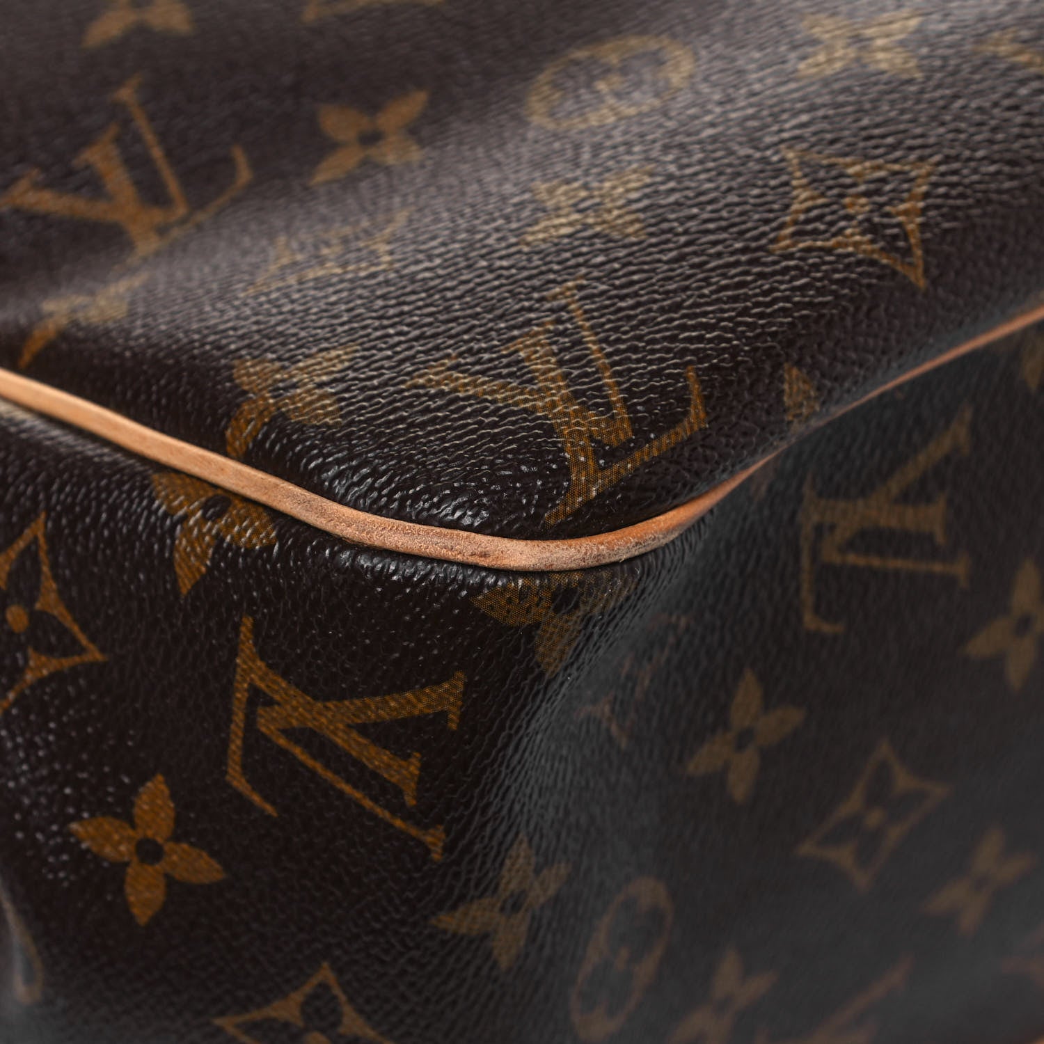 Louis Vuitton Monogram Batignolles Horizontal 11 of 14