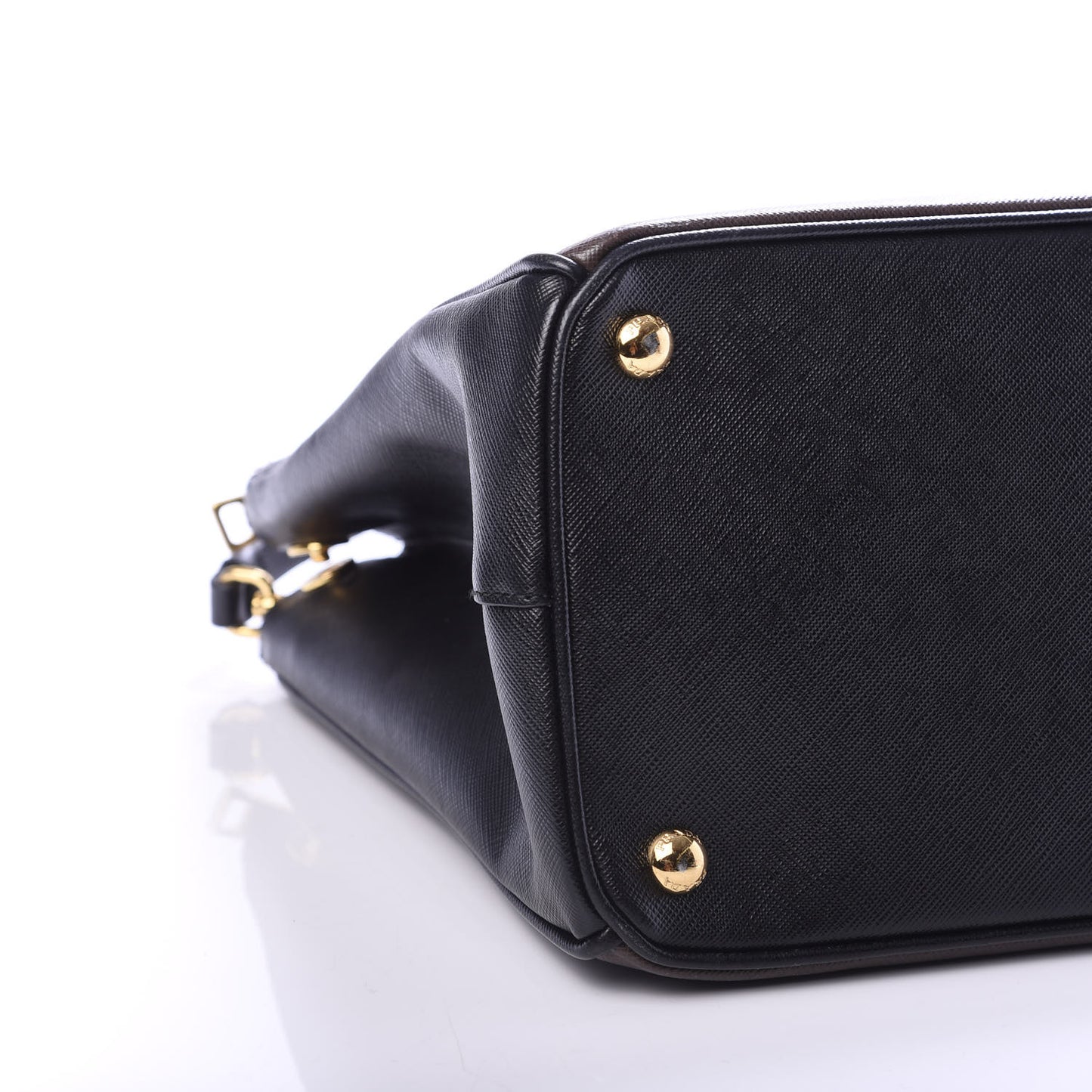 Saffiano Lux Bi-Color Medium Galleria Double Zip Tote Caffe Black