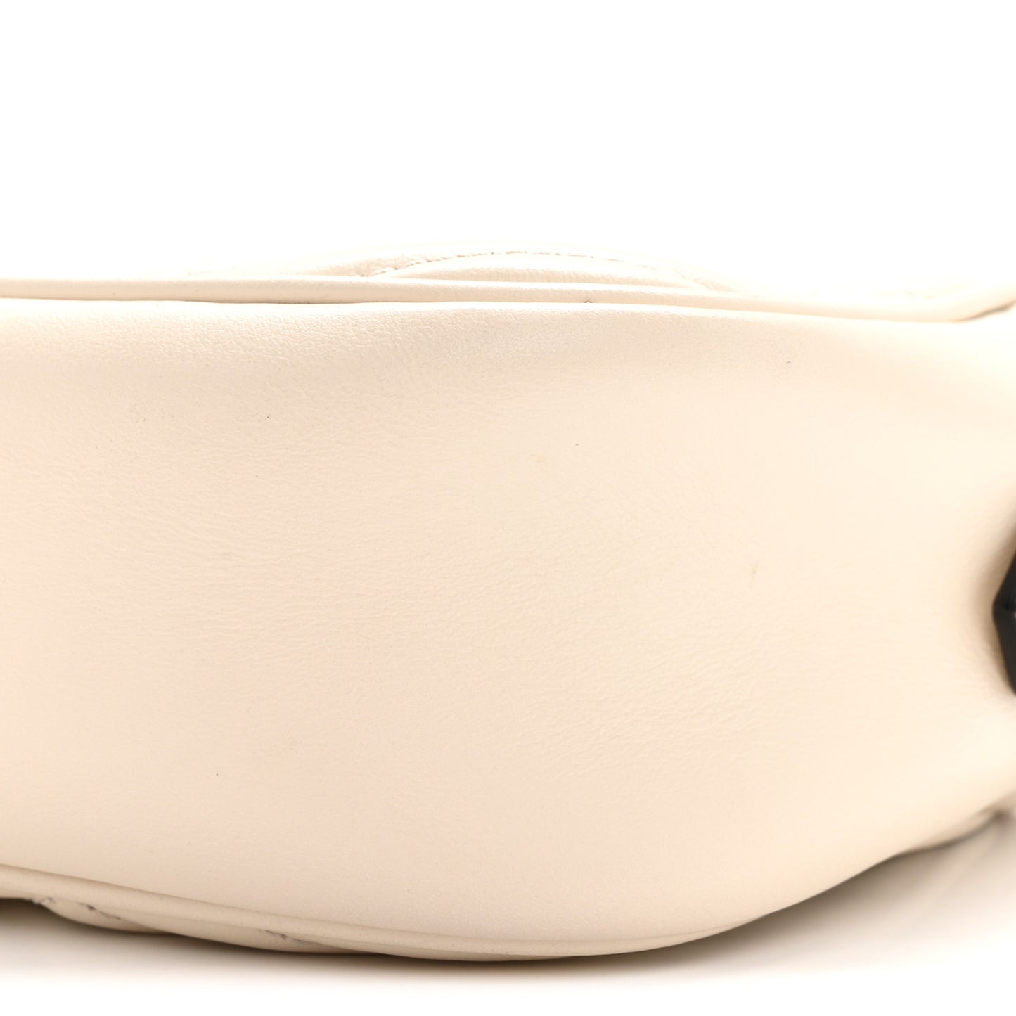 Calfskin Matelasse Small GG Marmont Chain Shoulder Bag White