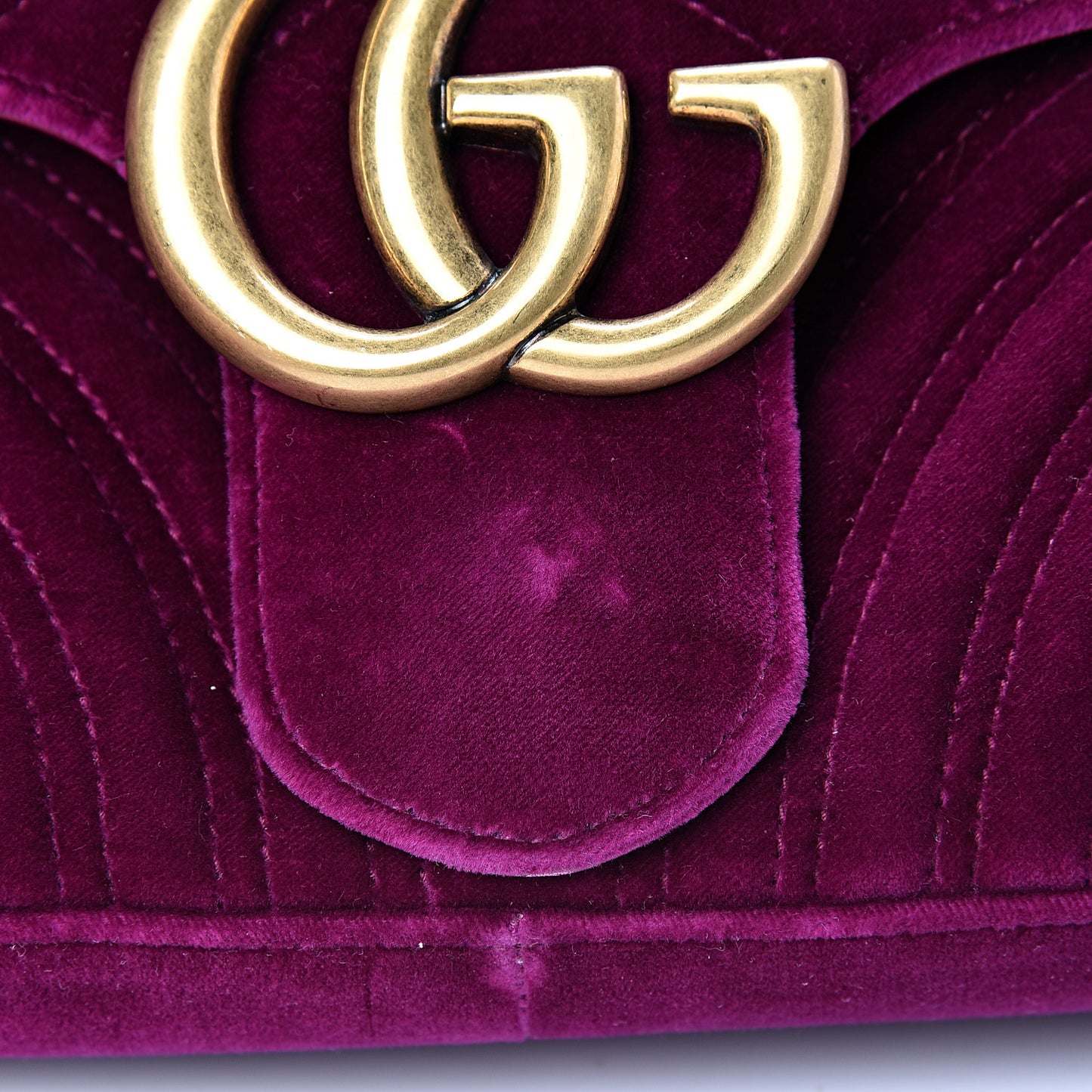 Velvet Matelasse Medium GG Marmont Shoulder Bag Rubin