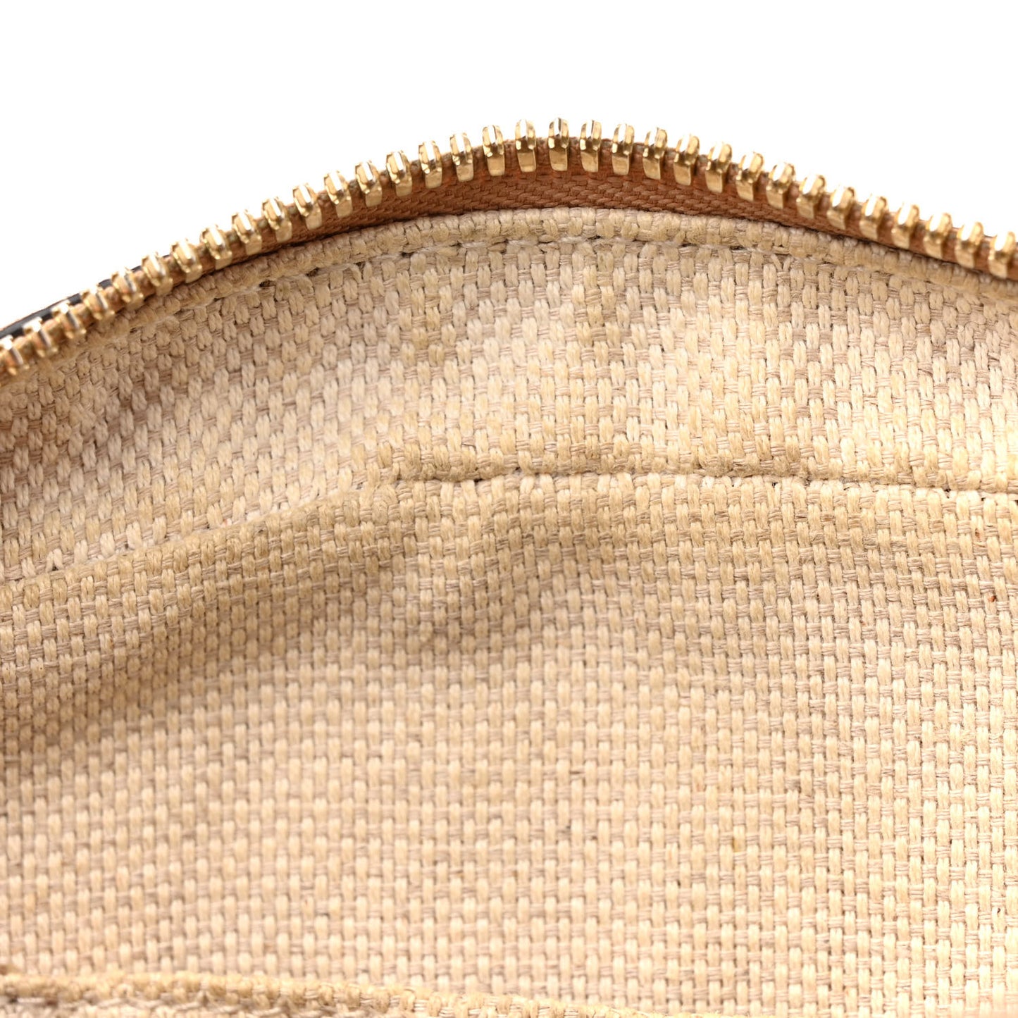 Pebbled Calfskin Small Soho Disco Bag Camelia