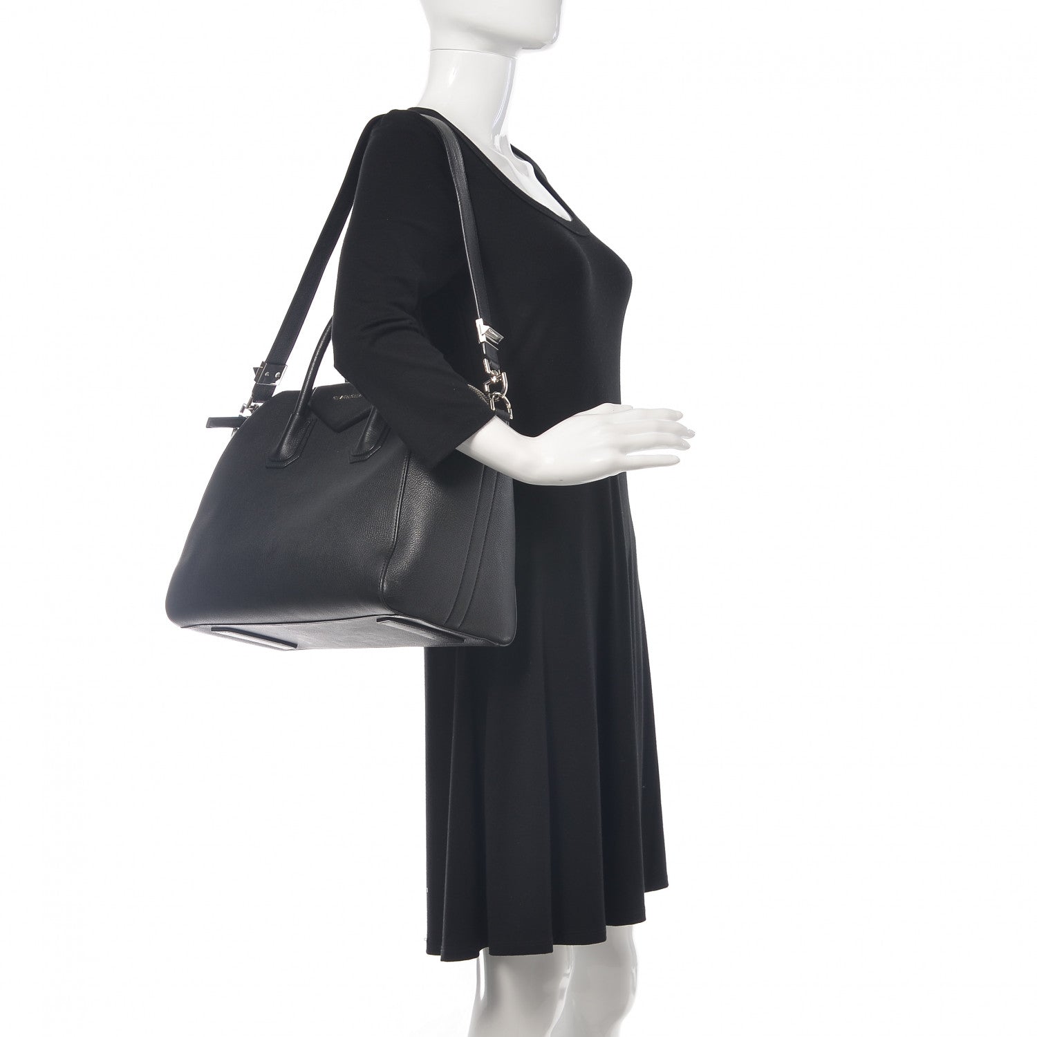 Givenchy Sugar Goatskin Medium Antigona Black 2 of 18