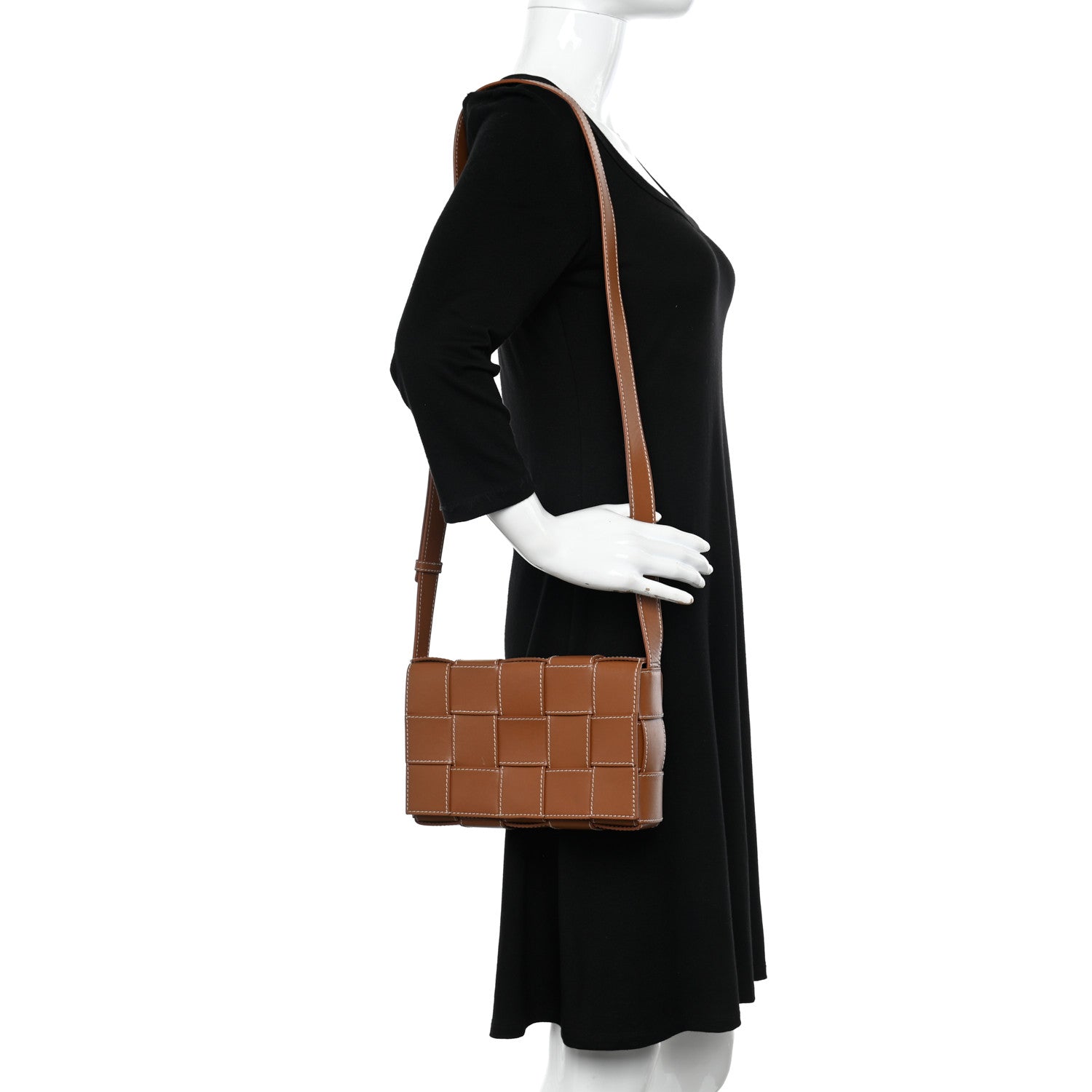 Bottega Veneta Lambskin Maxi Intrecciato Edge Stitch Cassette Crossbody Bag Wood 2 of 12