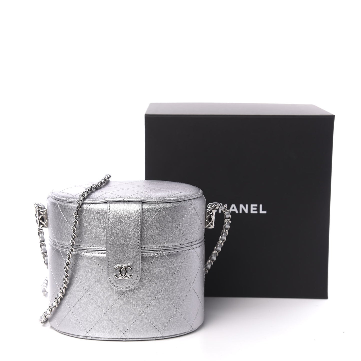 Metallic Lambskin Quilted Round Vanity Case With Chain Silver