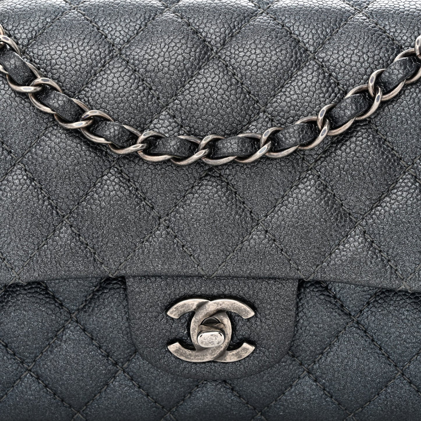 Pearly Caviar Quilted Medium Double Flap Grey