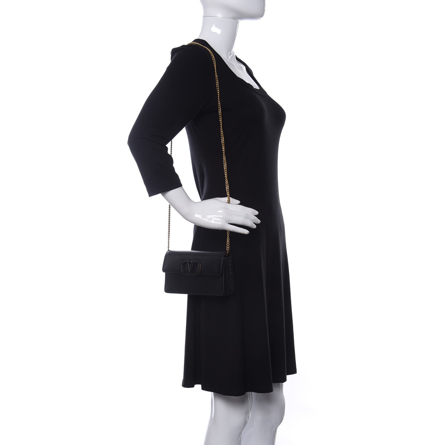 Valentino Garavani Smooth Calfksin Vlogo Wallet On Chain Black 2 of 11