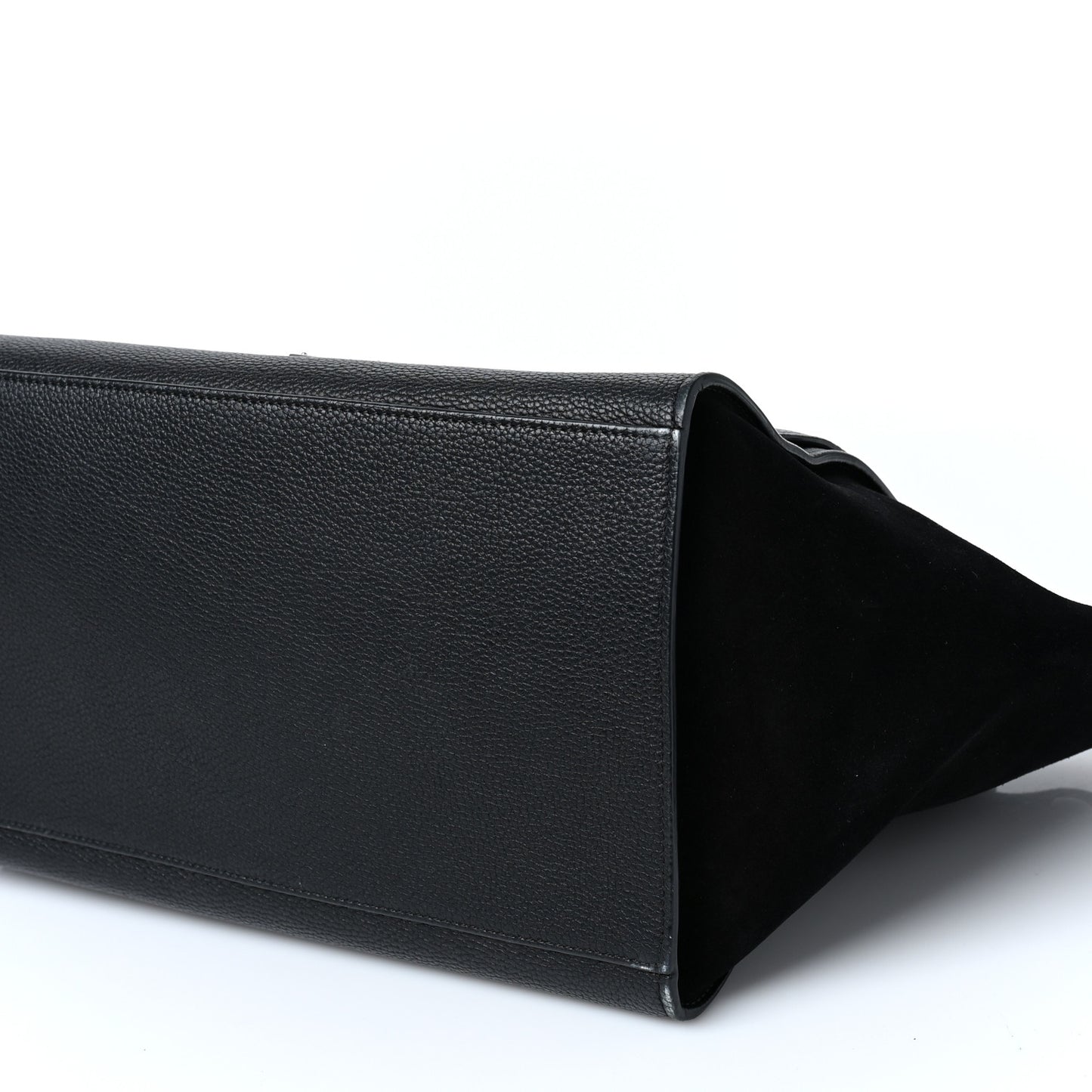 Drummed Calfskin Suede Medium Trapeze Black