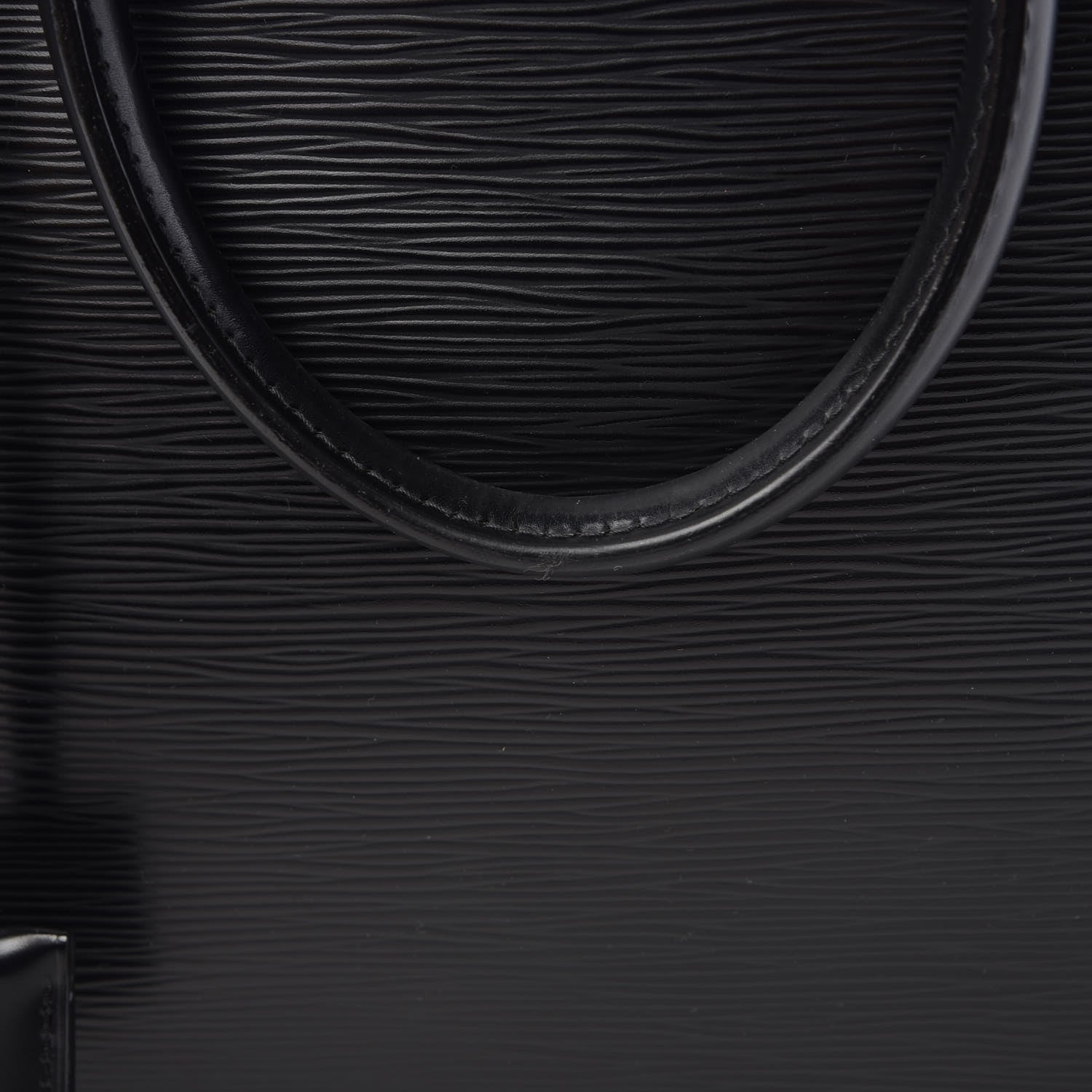 Louis Vuitton Epi Alma GM Black 6 of 13