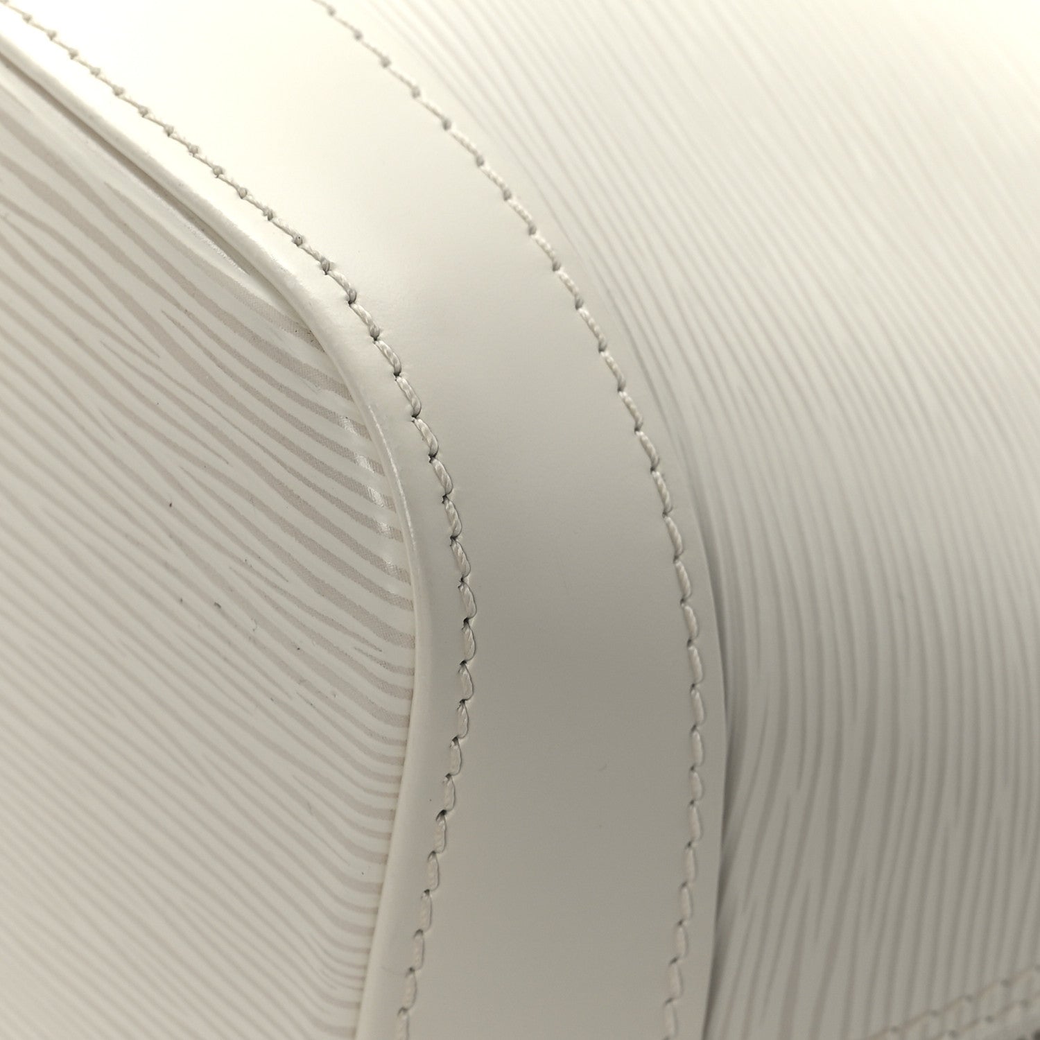 Louis Vuitton Epi Alma PM Ivory 10 of 10