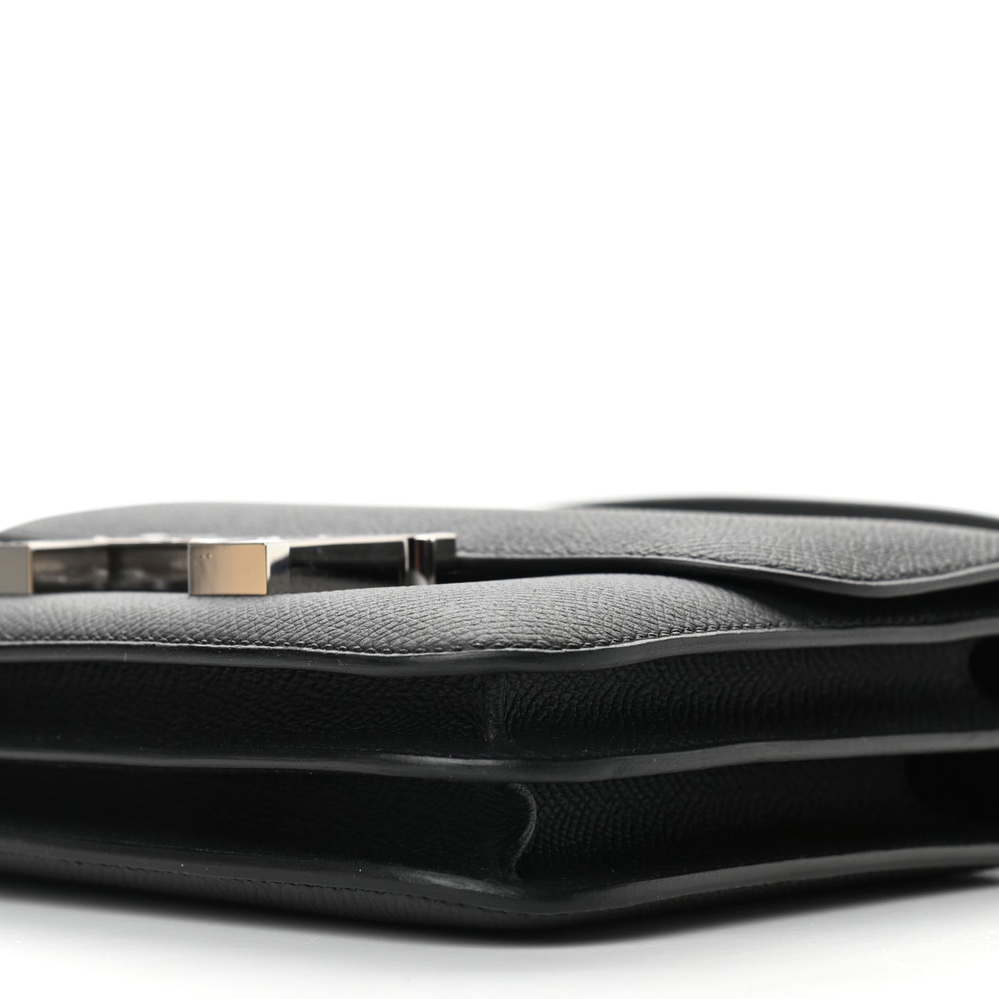 Epsom Constance 18 Black