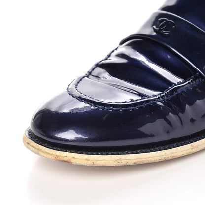 Chanel Patent CC Moccasin Loafers 40 Navy 11 of 12