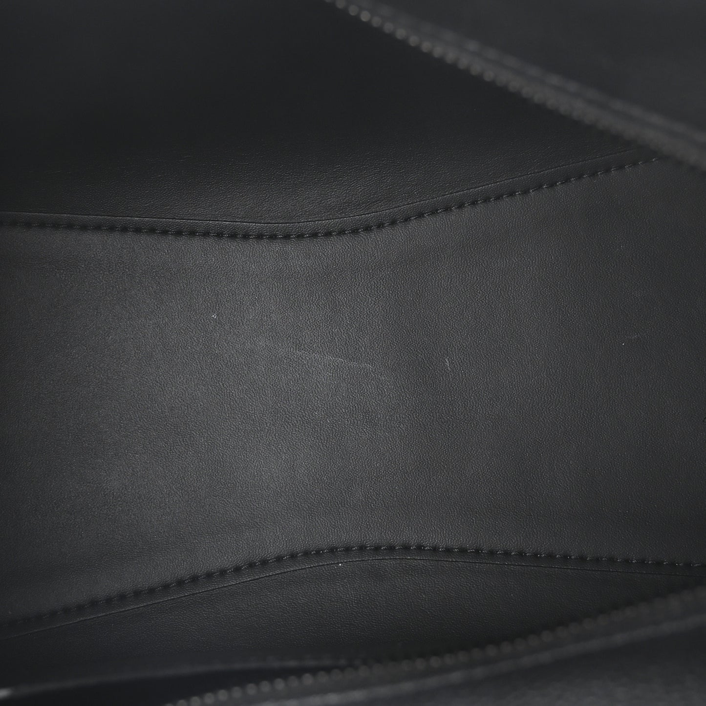 Grained Calfskin Neo Classic Black Hardware S City Black